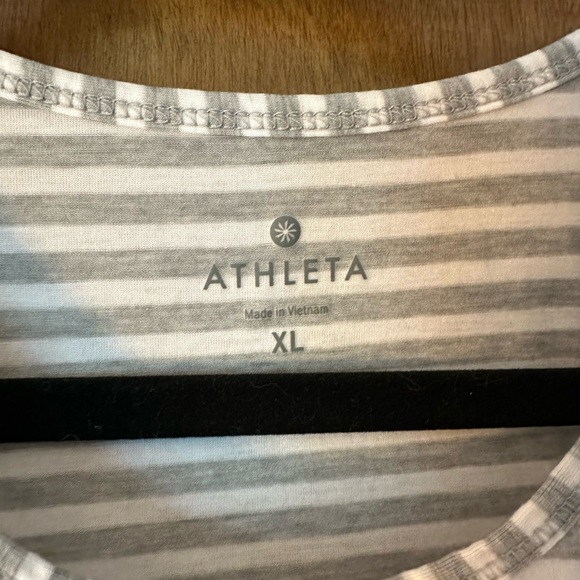 Athleta Muscle Tank Gray & White Stripes size XL - Picture 5 of 6